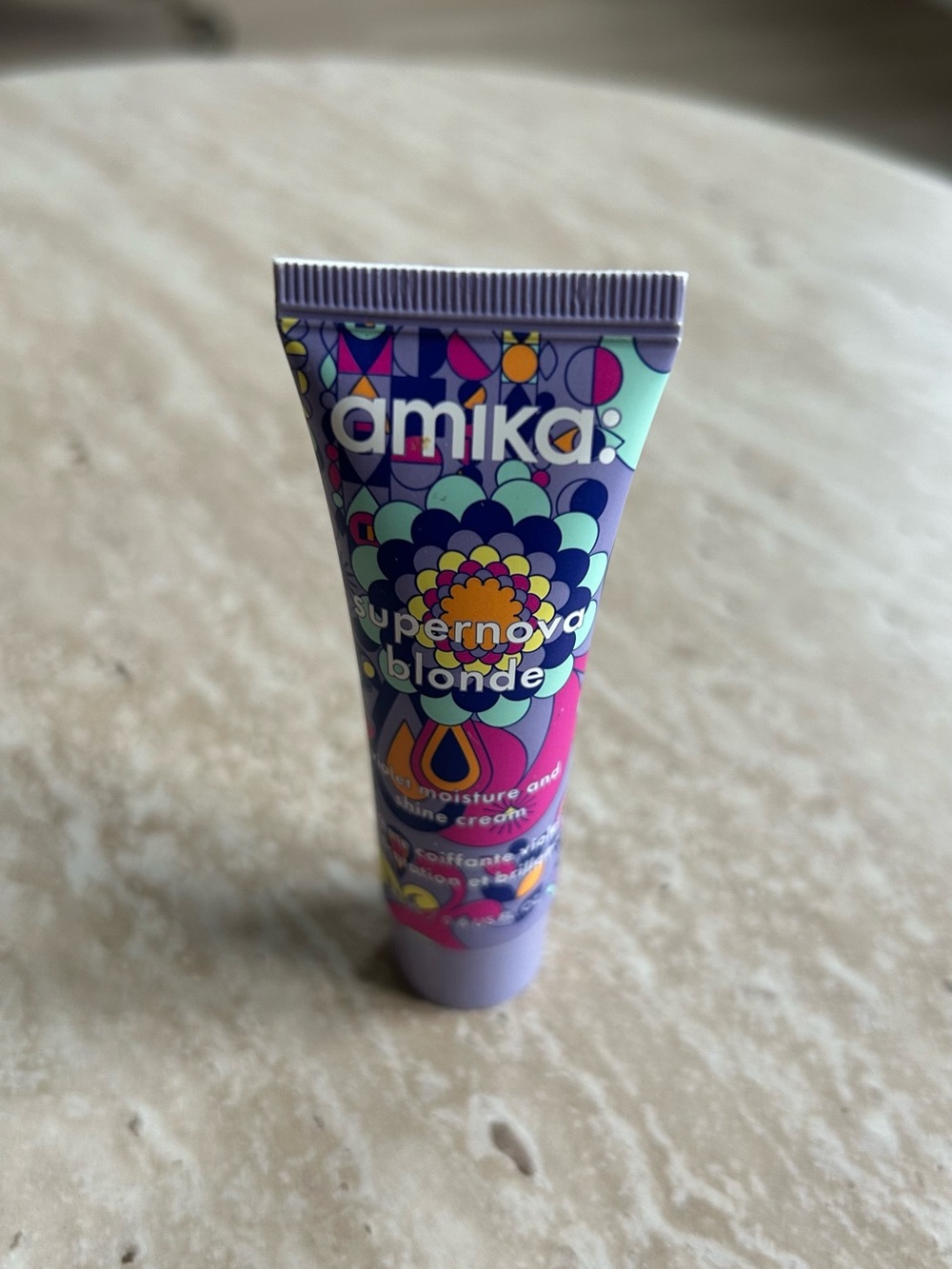 amika supernova blonde: violet moisture and shine cream 20ml